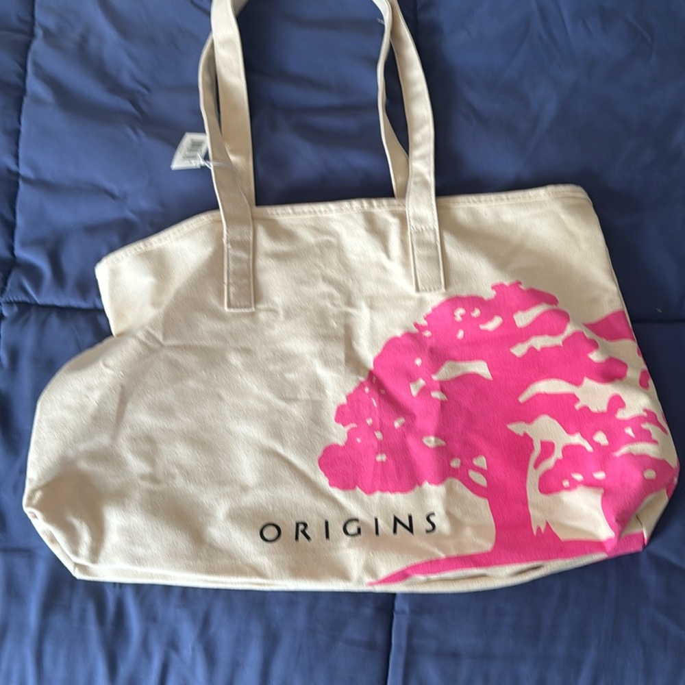 Origins 19" X 11" Beach Tote  NWT